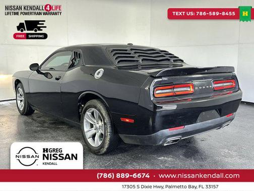 2021 Dodge Challenger SXT