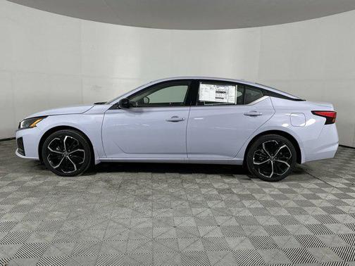 2025 Nissan Altima SR AWD