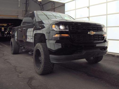 2017 Chevrolet Silverado 1500 Custom