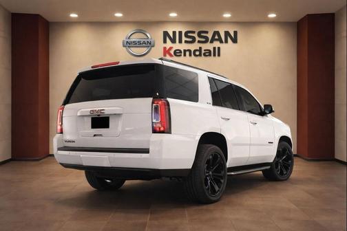 Summit White 2020 GMC Yukon SLE