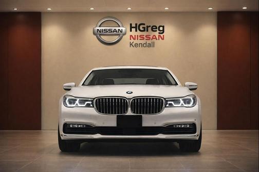 Alpine White 2018 BMW 740 xDrive