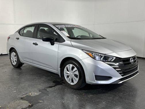 2024 Nissan Versa 1.6 S