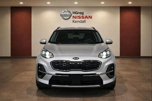 Sparkling Silver 2021 Kia Sportage S
