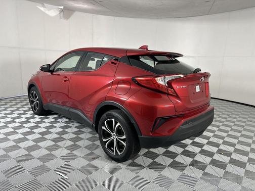Supersonic Red 2020 Toyota C-HR LE
