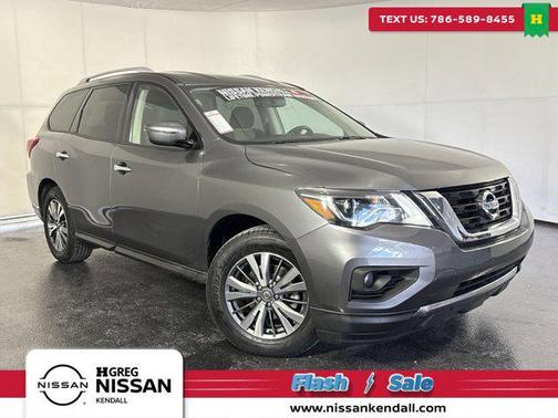 2019 Nissan Pathfinder SV
