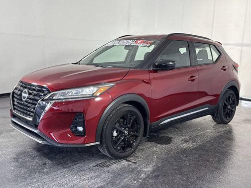 2023 Nissan Kicks SR
