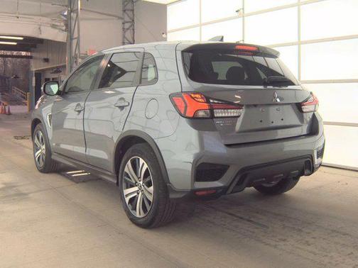 2023 Mitsubishi Outlander Sport SE