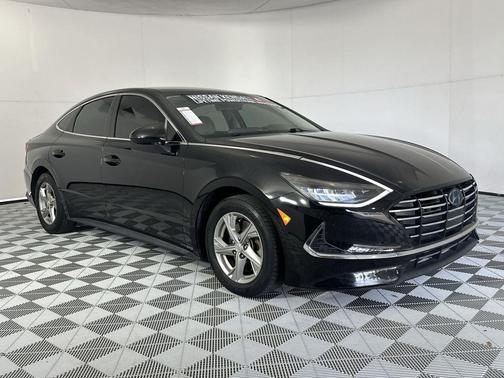 Phantom Black 2020 Hyundai SONATA SE
