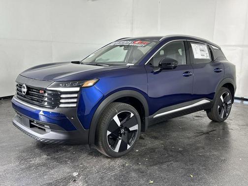 Deep Blue Pearl 2026 Nissan Kicks SR