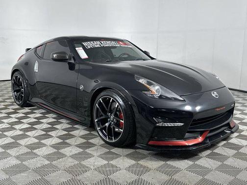 2015 Nissan 370Z NISMO Tech