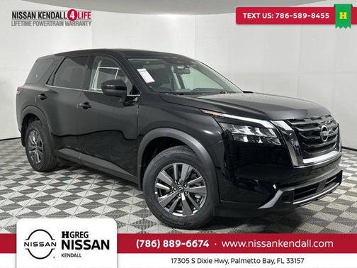 2025 Nissan Pathfinder S FWD