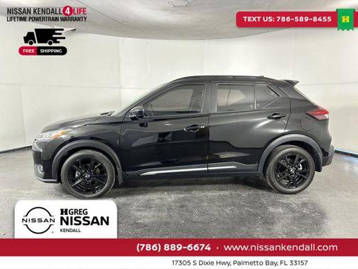 2022 Nissan Kicks SR