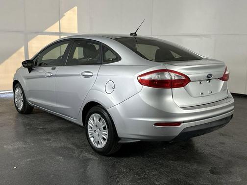 INGOT SILVER 2019 Ford Fiesta S
