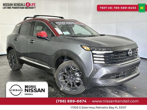 Gun Metallic/Scarlet Ember Tintcoat 2026 Nissan Kicks SR