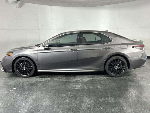 Predawn Gray Mica 2024 Toyota Camry Hybrid SE