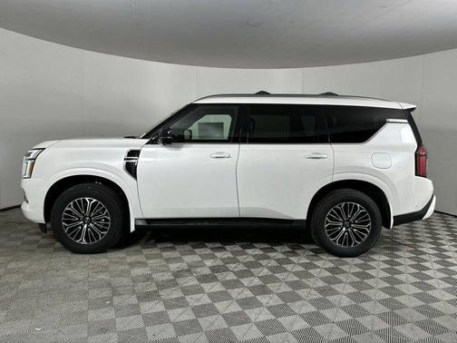 2025 Nissan Armada Platinum 2WD