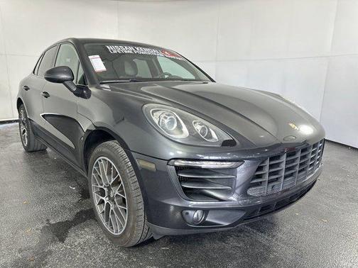 2017 Porsche Macan S