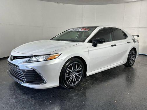 2024 Toyota Camry XLE