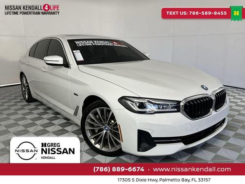 Alpine White 2022 BMW 530e Base