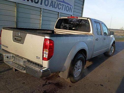 2016 Nissan Frontier SV