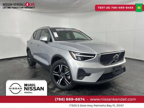 2023 Volvo XC40 B5 Core