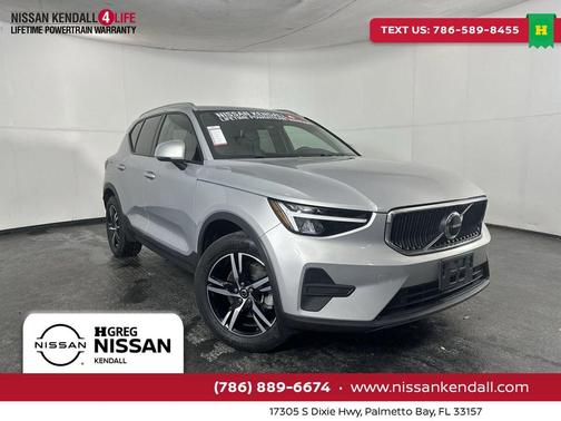 2023 Volvo XC40 B5 Core