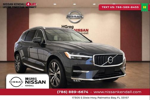 Platinum Grey Metallic 2023 Volvo XC60 B5 Ultimate Bright Theme