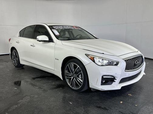 2016 INFINITI Q50 3.0t RED SPORT 400