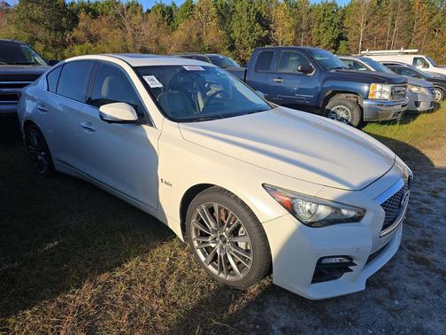 2016 INFINITI Q50 3.0t RED SPORT 400