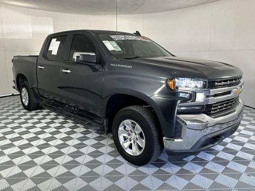 Shadow Gray Metallic 2019 Chevrolet Silverado 1500 LT