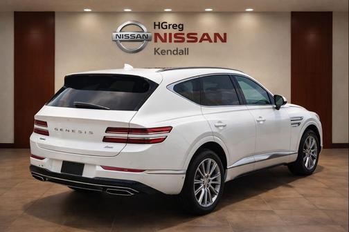 Uyuni White 2025 Genesis GV80 2.5T