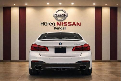 Alpine White 2018 BMW 530e iPerformance