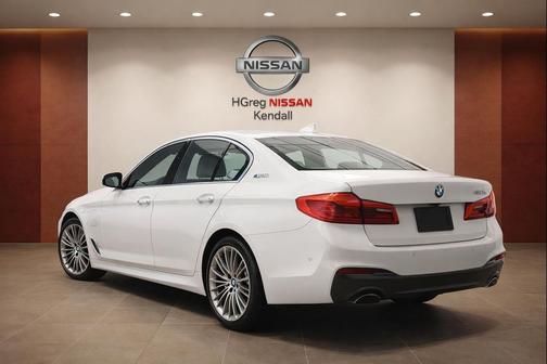 Alpine White 2018 BMW 530e iPerformance