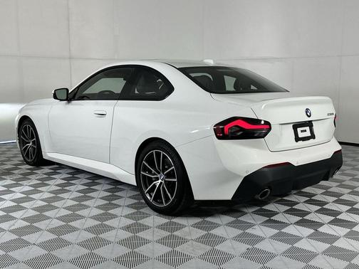 Alpine White 2026 BMW 230 230i