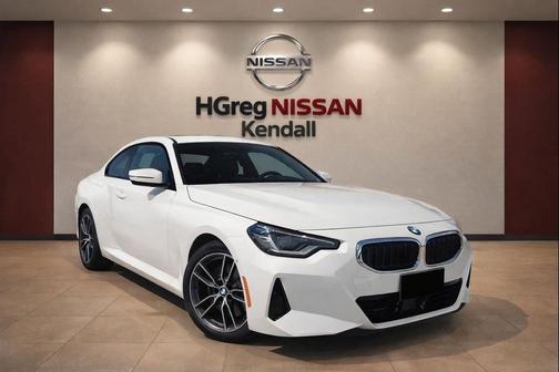 Alpine White 2026 BMW 230 230i