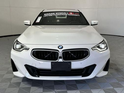 Alpine White 2026 BMW 230 230i