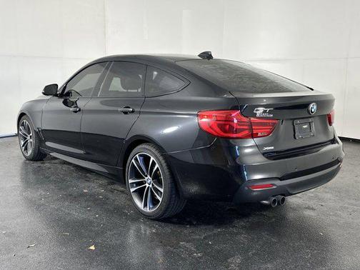 2017 BMW 330 Gran Turismo xDrive