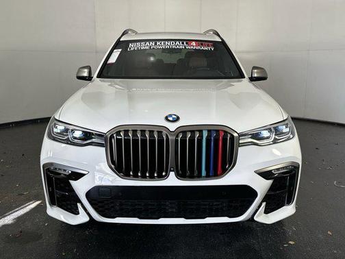 2020 BMW X7 M50i