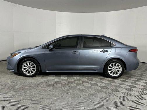2020 Toyota Corolla XLE