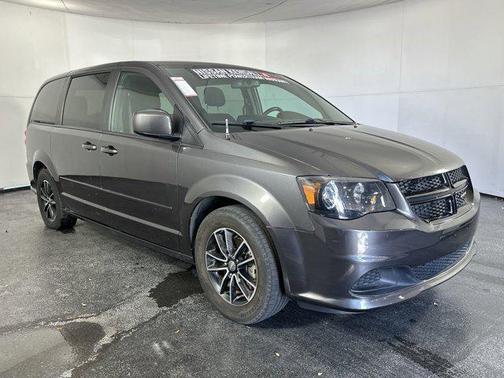 2017 Dodge Grand Caravan SE