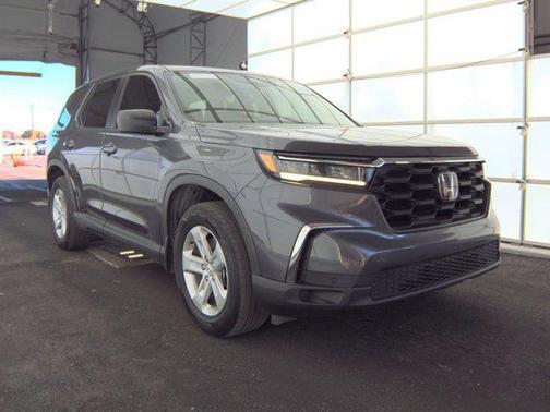 2023 Honda Pilot 2WD LX