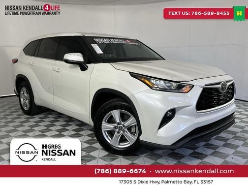 Blizzard Pearl 2020 Toyota Highlander LE