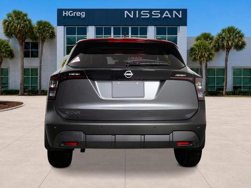 Gun Metallic/Scarlet Ember Tintcoat 2026 Nissan Kicks SV