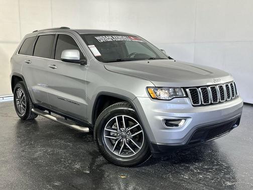 2020 Jeep Grand Cherokee Laredo