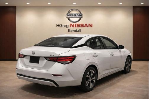 Brilliant Silver Metallic 2023 Nissan Sentra SV