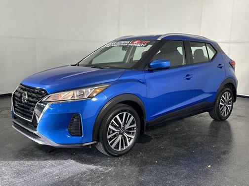2023 Nissan Kicks SV