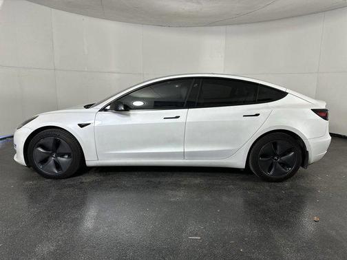 2020 Tesla Model 3 Standard Range