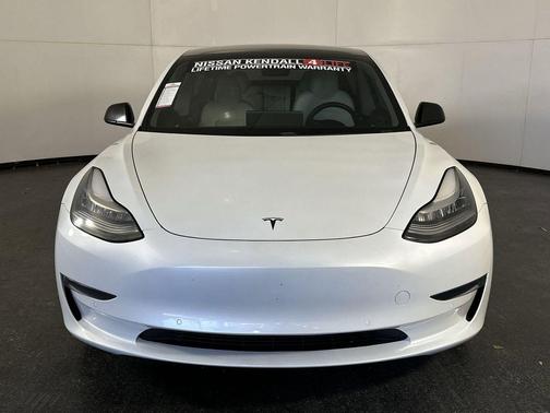 2020 Tesla Model 3 Standard Range
