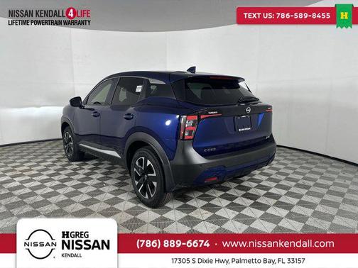 2025 Nissan Kicks SV