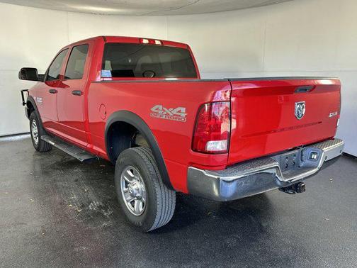 2018 RAM 2500 Tradesman Crew Cab 4x4 6'4' Box
